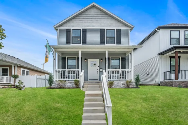 $1,100,000 | 922 North Hill Street, South Bend, IN 46617