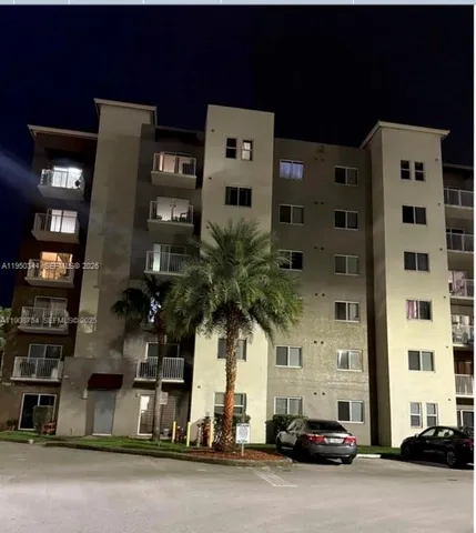 $1,850 | 11060 Southwest 196th Street, Unit 607, Cutler Bay, FL 33157