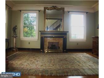 475 Little Conestoga Road Downingtown, PA 19335 - Photo 5 of 12 Living Room