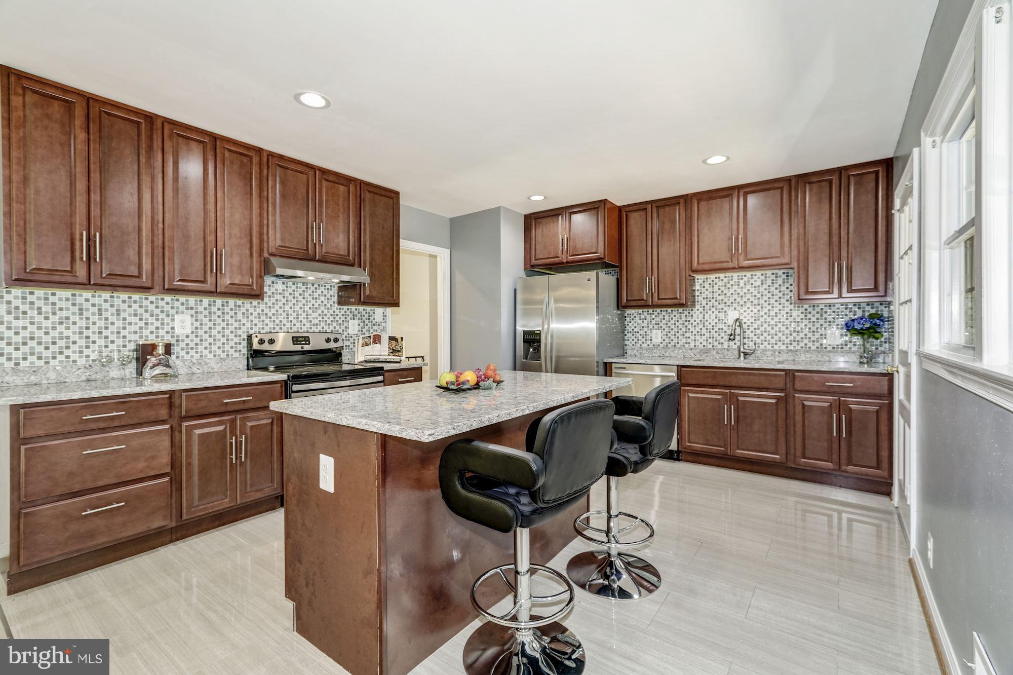 7609 Carteret Road Bethesda, MD 20817 - Photo 11 of 27 Kitchen