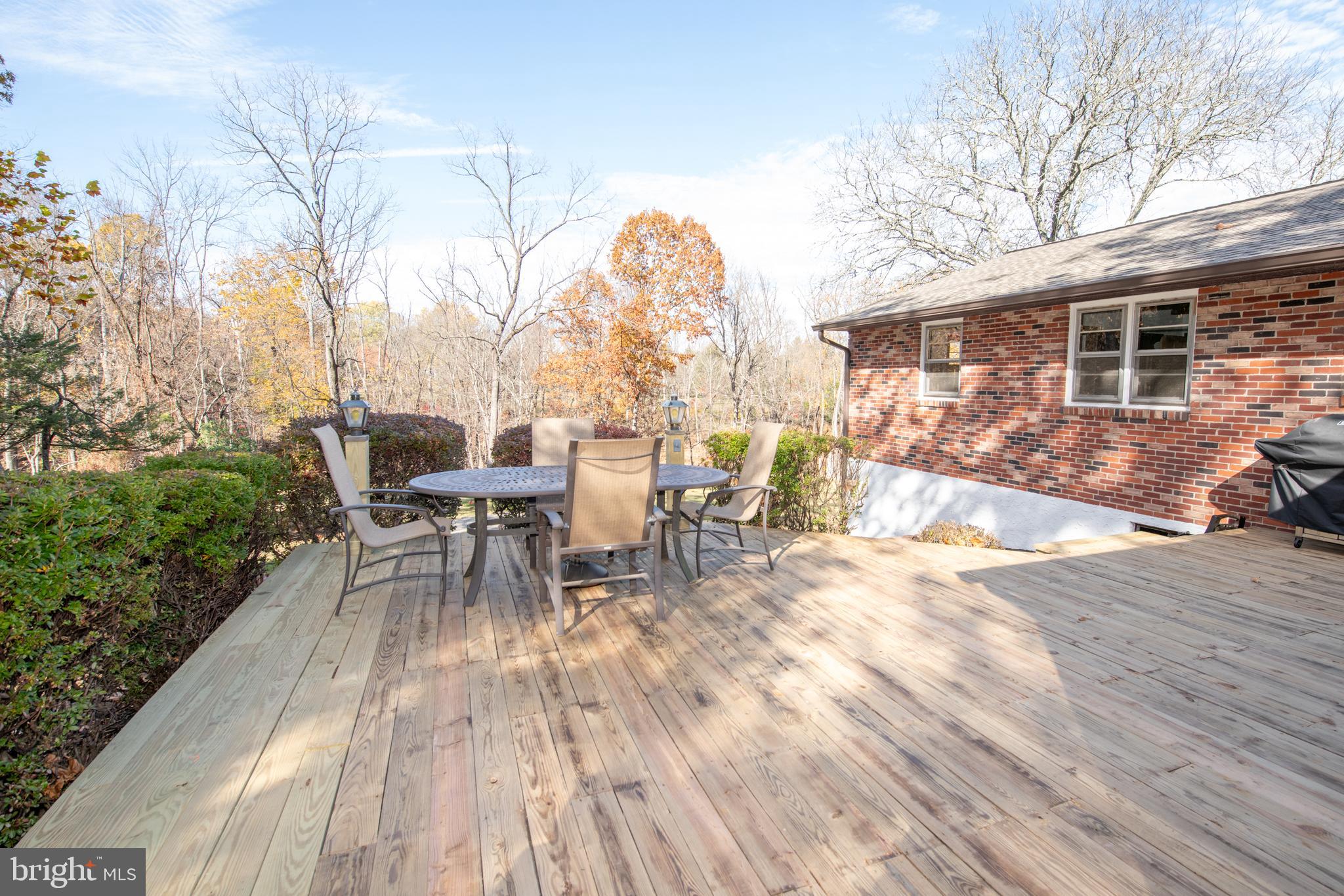 423 Brownsburg Road, Unit W Newtown, PA 18940 - Photo 16 of 109 Deck