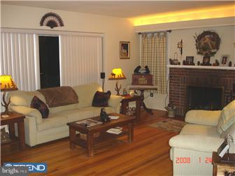 2111 Beverly Road Burlington, NJ 08016 - Photo 2 of 11 Gallery Image 2