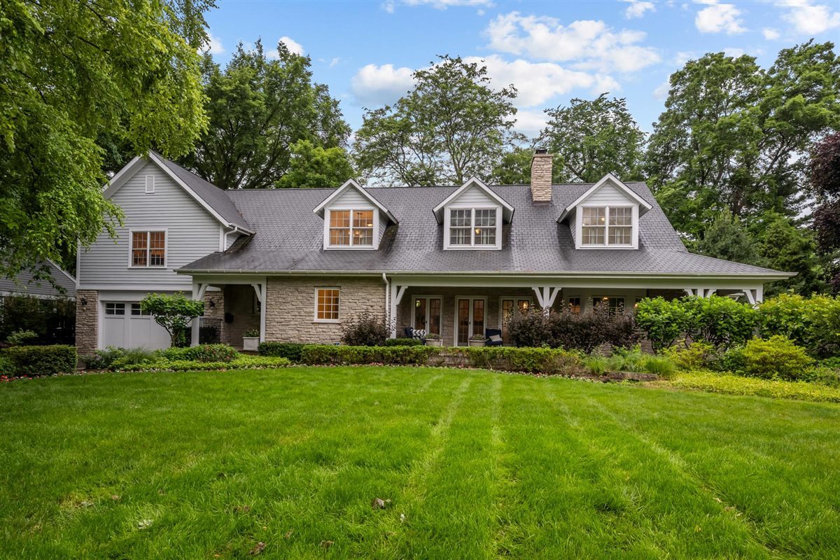 644 Beaver Road Glenview, IL 60025 - Photo 2 of 65