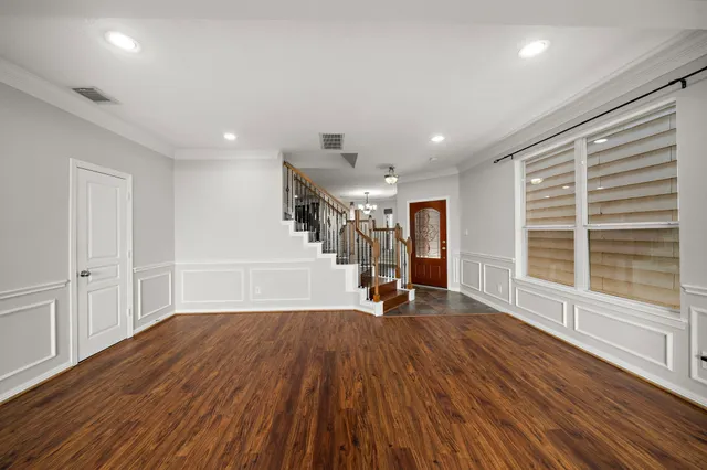 $3,250 | 1517 Asbury Street, Houston, TX 77007