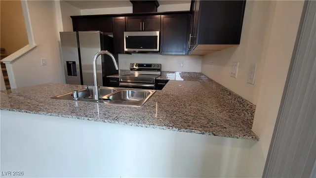 $1,695 | 2842 Matador Red Avenue, North Las Vegas, NV 89086