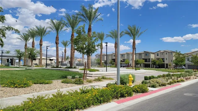 $1,695 | 2842 Matador Red Avenue, North Las Vegas, NV 89086