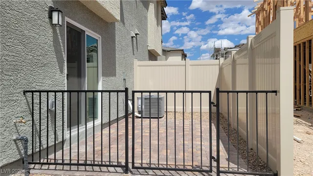 $1,695 | 2842 Matador Red Avenue, North Las Vegas, NV 89086