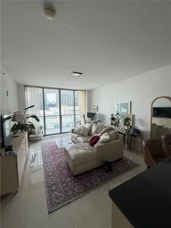 $2,850 | 1111 Southwest 1st Avenue, Unit 1821N, Miami, FL 33130