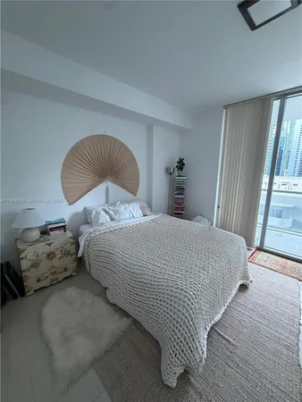 $2,850 | 1111 Southwest 1st Avenue, Unit 1821N, Miami, FL 33130