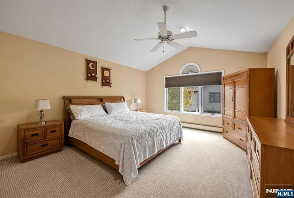 $875,000 | 702 Holly Court, Unit T125, Norwood, NJ 07648
