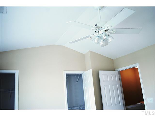 1729 Grace Brook Road Raleigh, NC 27609 - Photo 14 of 25