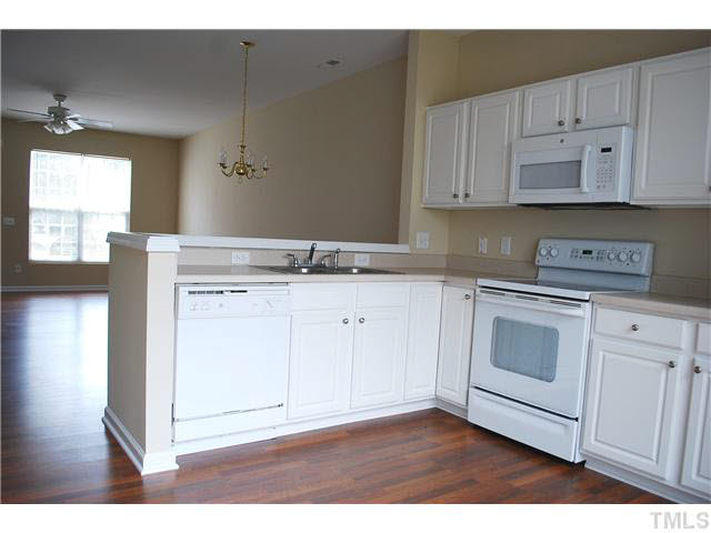 1729 Grace Brook Road Raleigh, NC 27609 - Photo 7 of 25