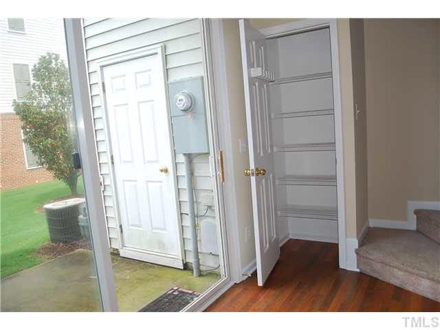 1729 Grace Brook Road Raleigh, NC 27609 - Photo 9 of 25