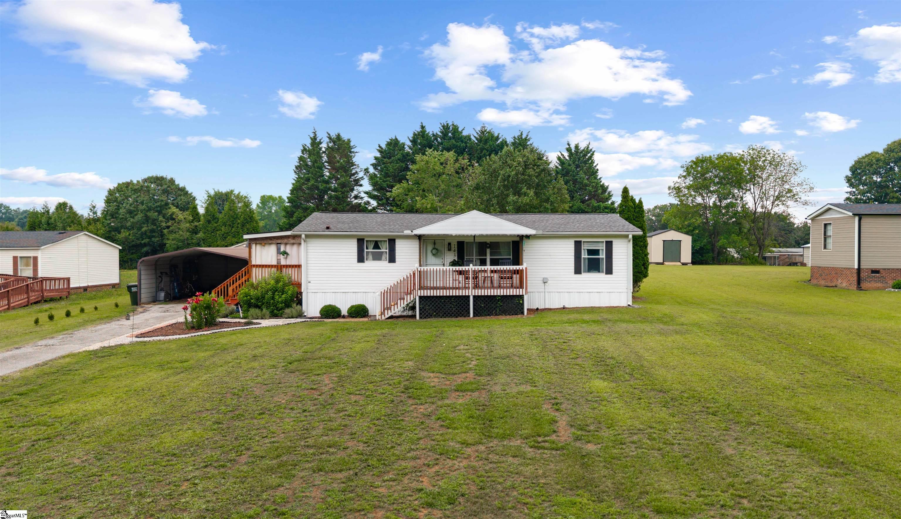 143 State Rd S-42-3140 Woodruff, SC 29388 - Photo 29 of 35