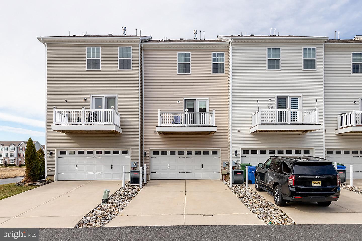 463 Wistar Place Glassboro, NJ 08028 - Photo 3 of 21