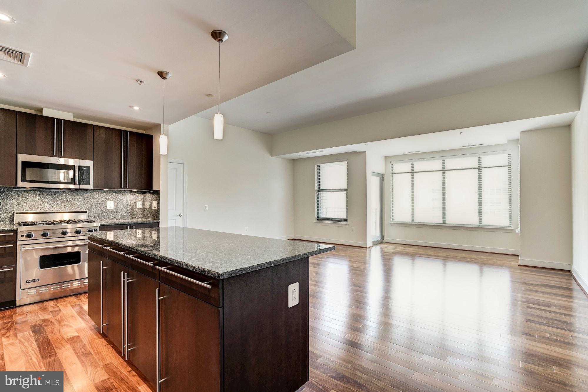 2425 L Street Northwest, Unit 736 Washington, DC 20037 - Photo 5 of 32