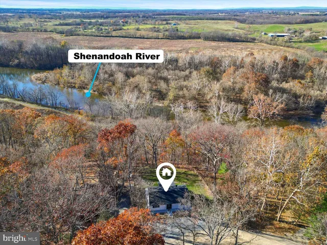 a sign broad in the middle of a lake