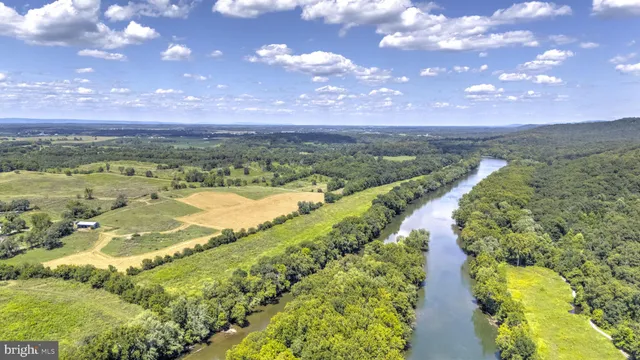 a house view with a outdoor space