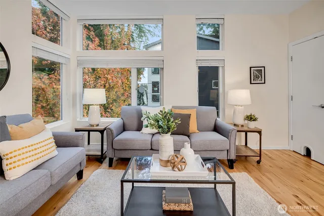 $619,000 | 7721 15th Avenue Northwest, Unit A, Seattle, WA 98117