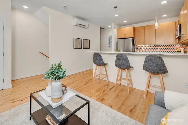 $619,000 | 7721 15th Avenue Northwest, Unit A, Seattle, WA 98117