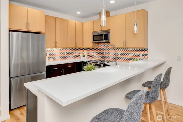 $619,000 | 7721 15th Avenue Northwest, Unit A, Seattle, WA 98117