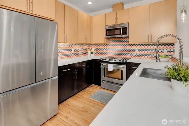 $619,000 | 7721 15th Avenue Northwest, Unit A, Seattle, WA 98117