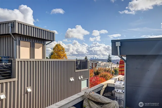 $619,000 | 7721 15th Avenue Northwest, Unit A, Seattle, WA 98117