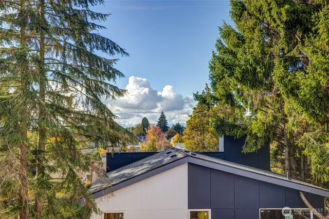 $619,000 | 7721 15th Avenue Northwest, Unit A, Seattle, WA 98117