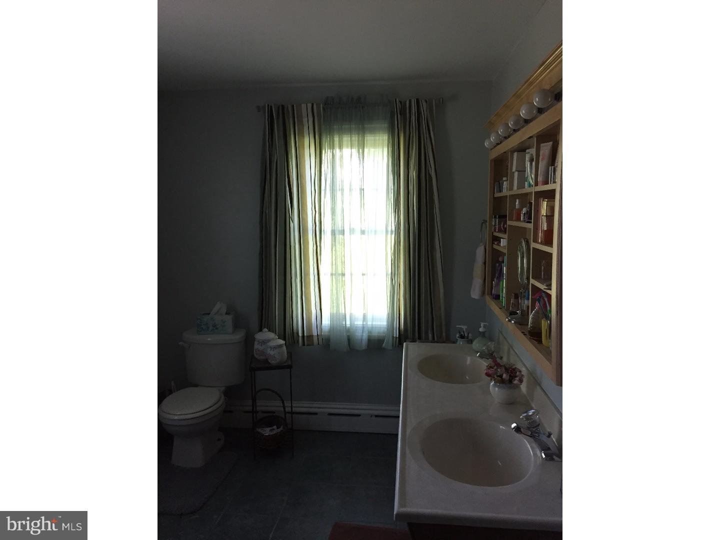 708 Derstine Road Hatfield, PA 19440 - Photo 9 of 22 Master Bathroom