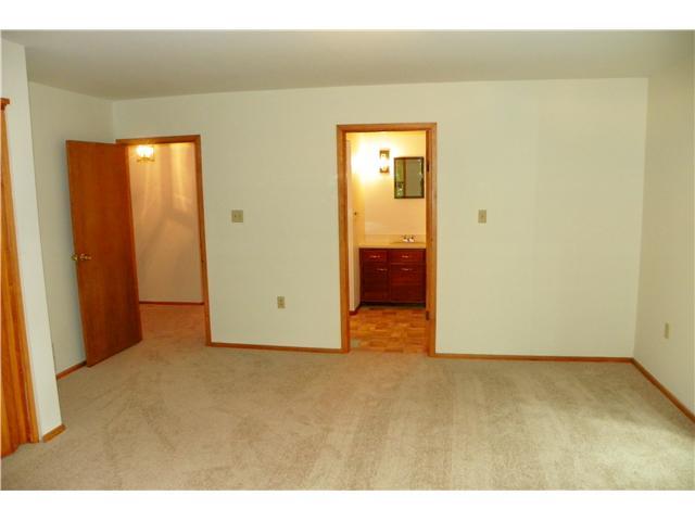 8775 Riebel Road Galloway, OH 43119 - Photo 11 of 25 Gallery Image 11