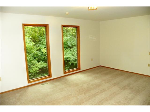 8775 Riebel Road Galloway, OH 43119 - Photo 9 of 25 Gallery Image 9