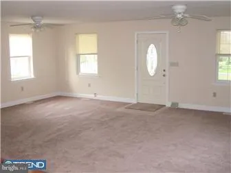 $3,100 | 40 North Terrace Avenue, Maple Shade, NJ 08052