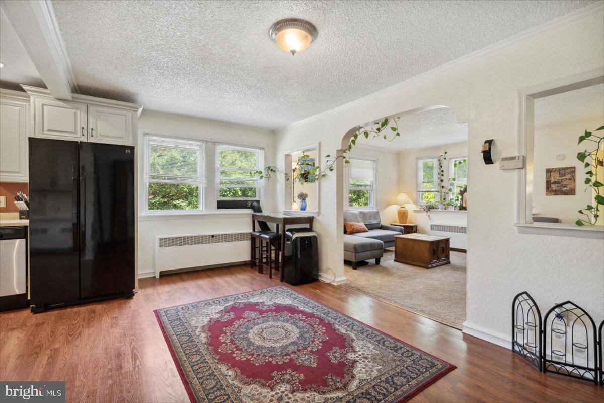 235 Newportville Road Croydon, PA 19021 - Photo 6 of 27 Dining space