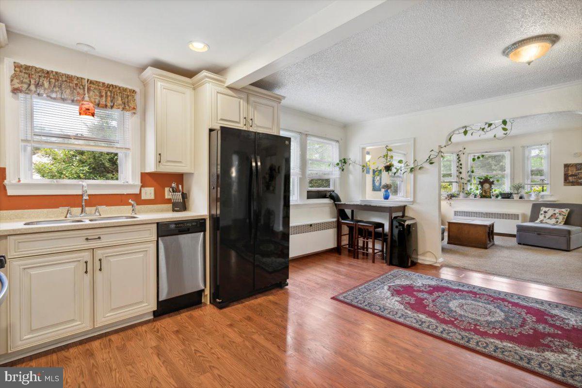 235 Newportville Road Croydon, PA 19021 - Photo 9 of 27 Kitchen