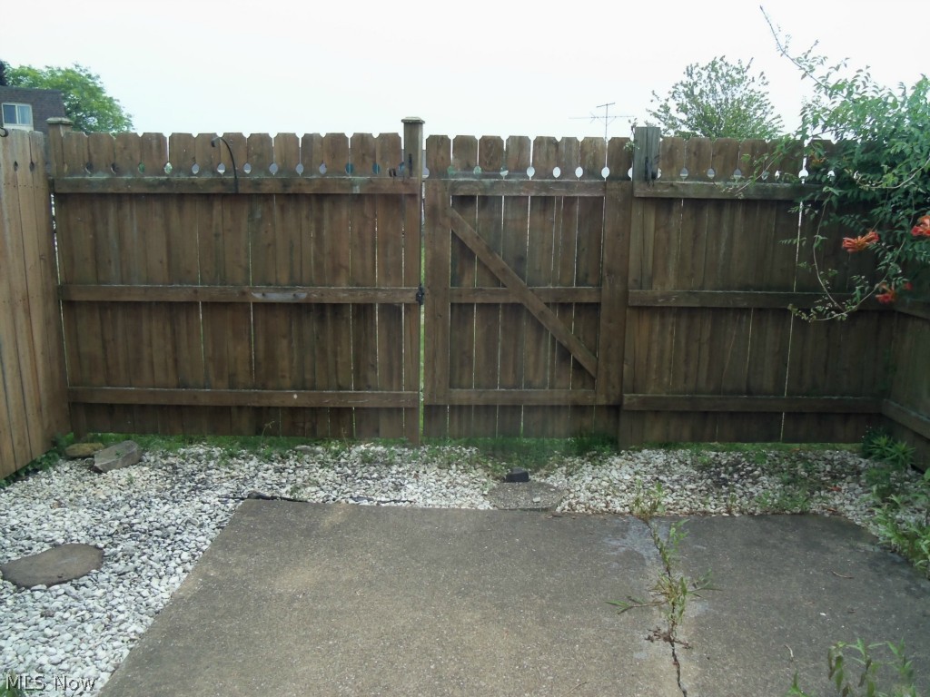 8955 West Ridge Road, Unit C Elyria, OH 44035 - Photo 22 of 24 Private Patio area off of the Living Room.