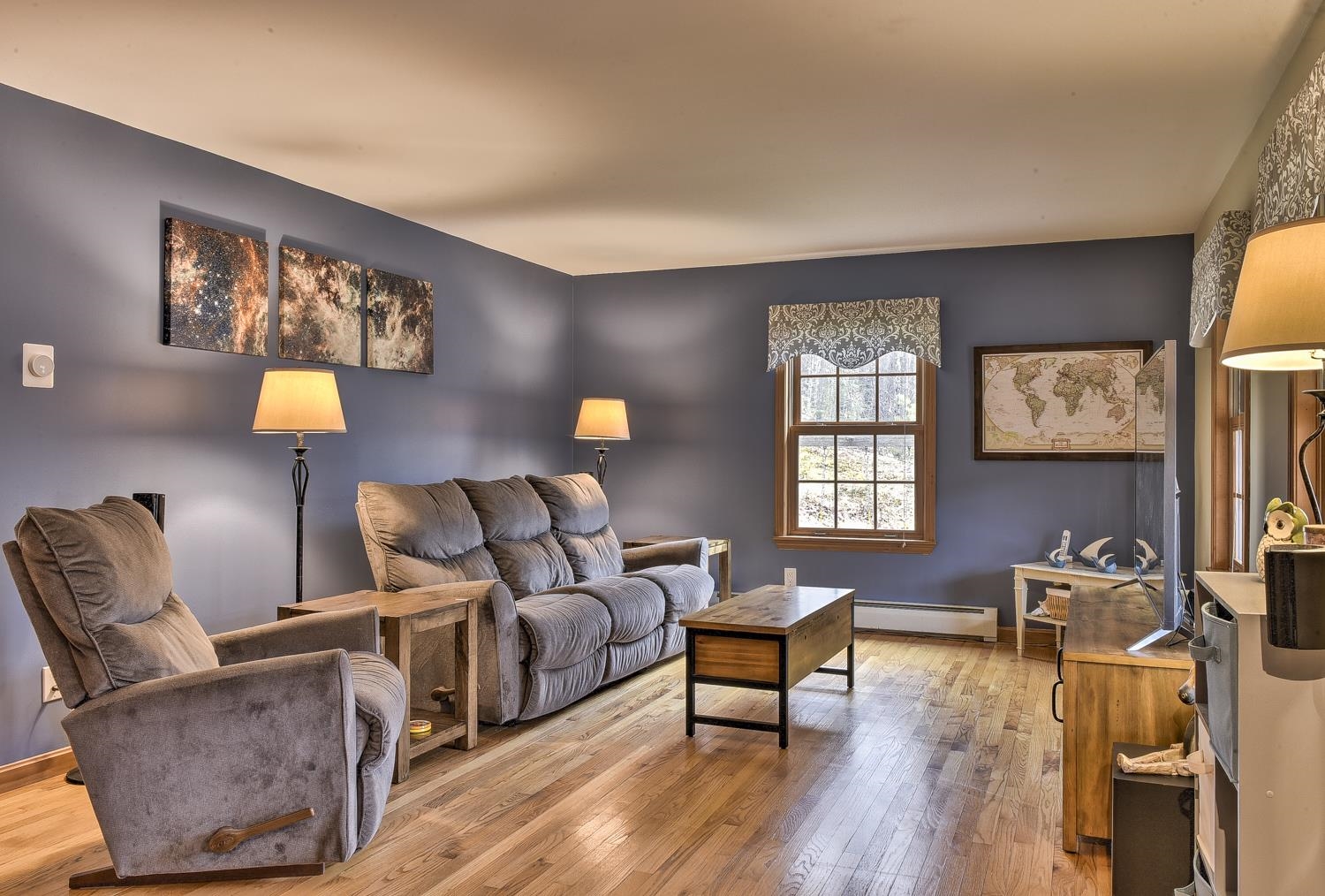 707 Hurricane Road Keene, NH 03431 - Photo 4 of 40