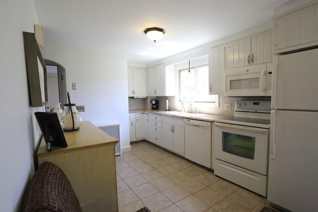 3 Tanager Road Attleboro, MA 02703 - Photo 8 of 28 Gallery Image 8