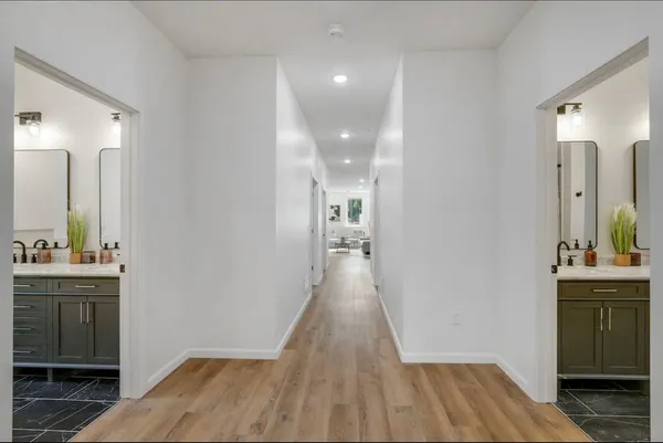 $3,200 | 3310 Lyndale Avenue South, Minneapolis, MN 55408