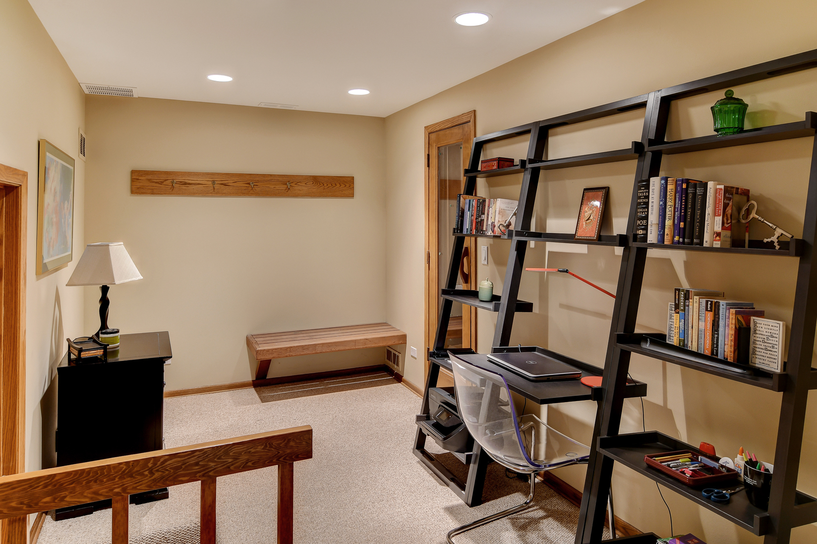 39 Fawn Court Burr Ridge, IL 60527 - Photo 26 of 46 a living room with furniture