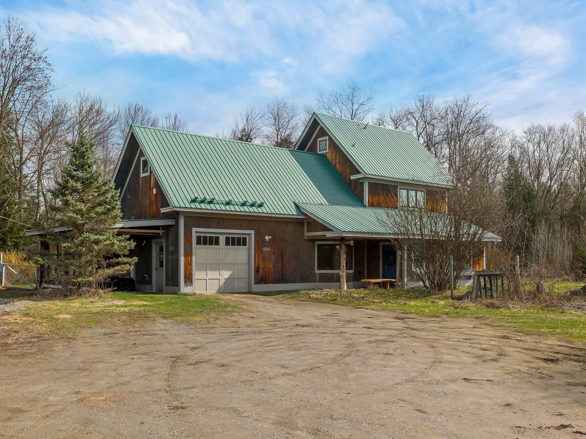 2013 Battle Row Road Hyde Park, VT 05655 - Photo 26 of 40 Gallery Image 26