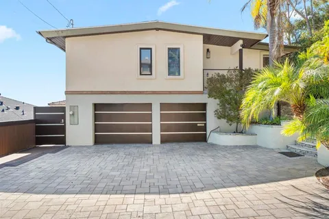 a view of house and outdoor space