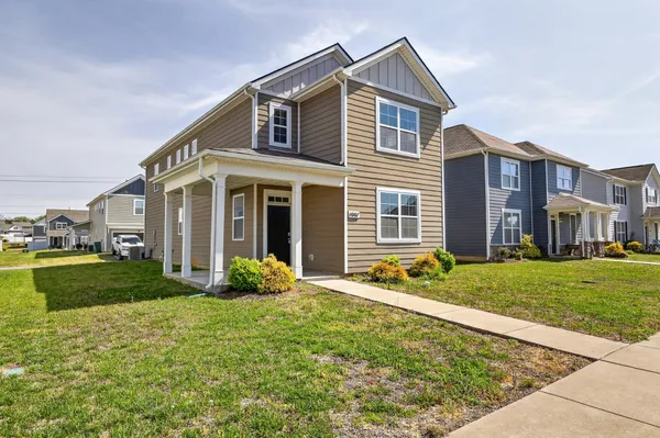 $2,100 | 1007 Pepper Stone Drive, Lebanon, TN 37087