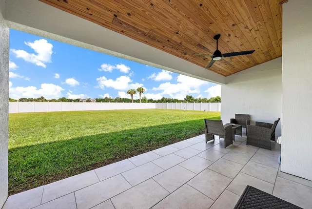 $1,050,000 | 13615 Southeast 26th Lane, Okeechobee, FL 34974
