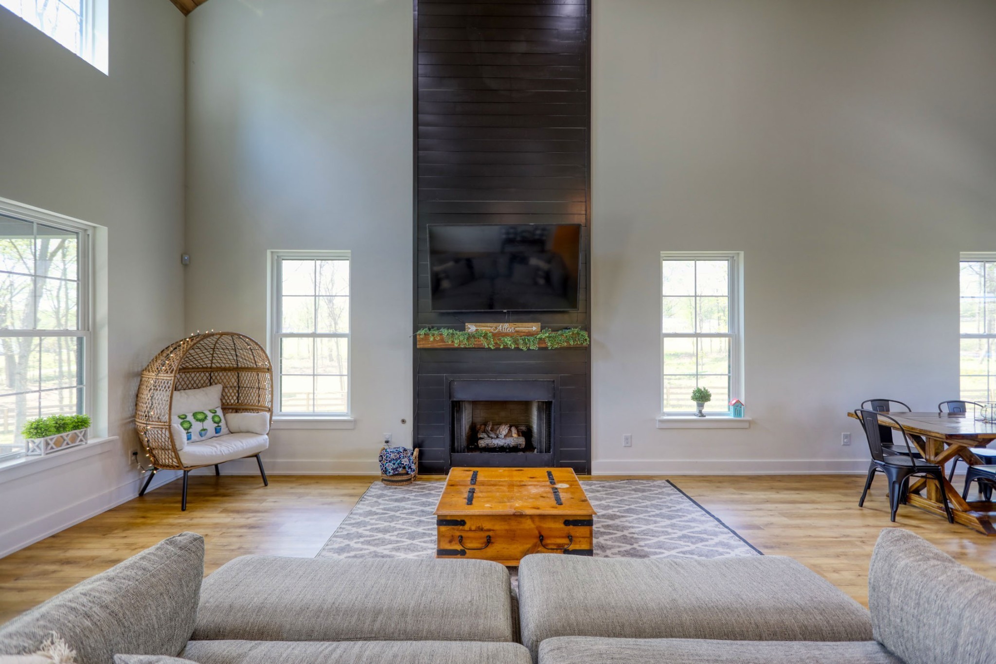 290 Dink Rut Road Portland, TN 37148 - Photo 6 of 56 a living room with furniture and a fireplace