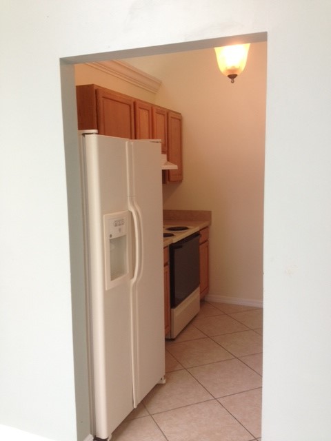 1587 39th Avenue, Unit R4 Vero Beach, FL 32960 - Photo 8 of 20