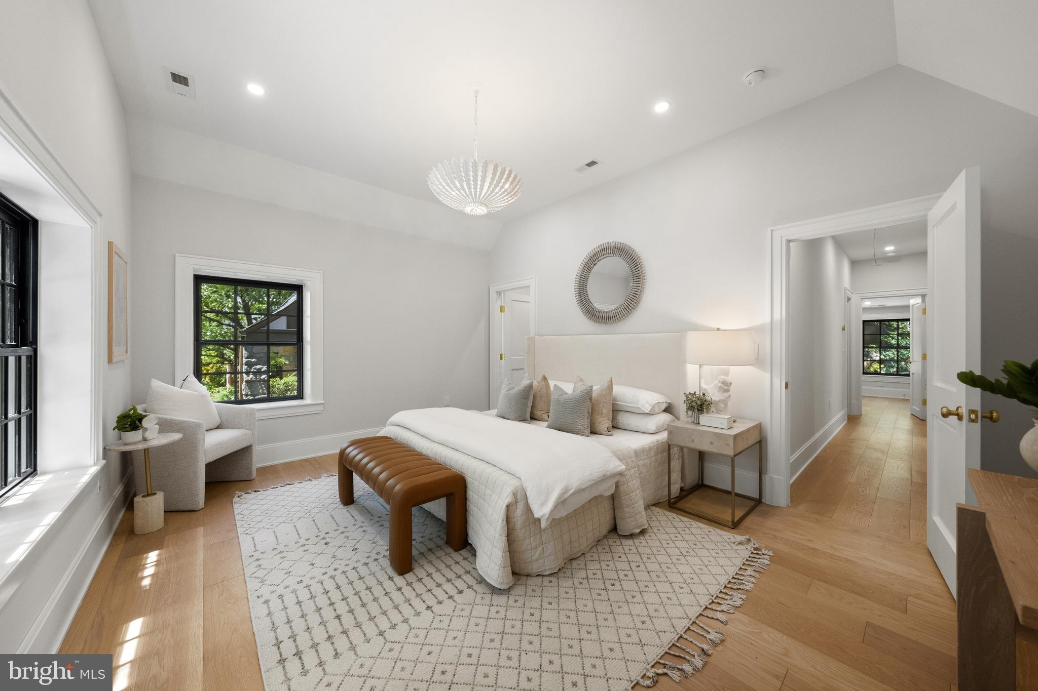 3181 Porter Street Northwest Washington, DC 20008 - Photo 15 of 36