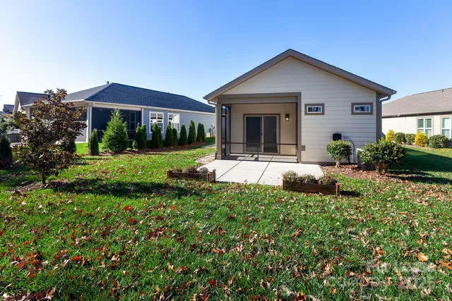 $2,400 | 192 Flat Rock Drive, Denver, NC 28037