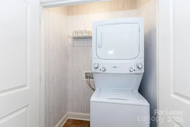 $2,400 | 192 Flat Rock Drive, Denver, NC 28037