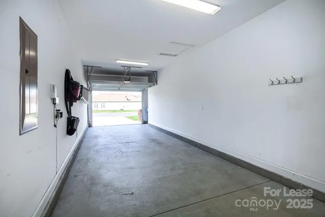 $2,400 | 192 Flat Rock Drive, Denver, NC 28037