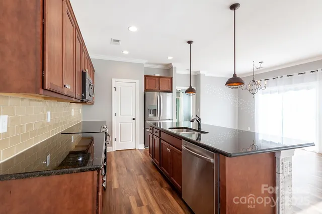 $2,400 | 192 Flat Rock Drive, Denver, NC 28037